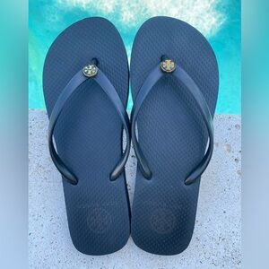 Tory Burch Women’s  Flip Flop black size 7 barely used Sandals